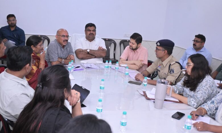 सेवा संकल्प अभियान : 07 अक्टूबर को नगर में निकलेगी भव्य सेवा ज्योति यात्रा, केबिनेट मंत्री गजेन्द्र यादव ने अधिकारियों एवं नागरिकों के साथ की तैयारियों की समीक्षा…. सेवा संकल्प अभियान : 07 अक्टूबर को नगर में निकलेगी भव्य सेवा ज्योति यात्रा, केबिनेट मंत्री गजेन्द्र यादव ने अधिकारियों एवं नागरिकों के साथ की तैयारियों की समीक्षा….