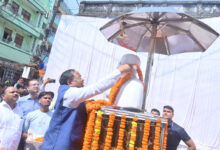 गांधी जयंती पर प्रभारी मंत्री रामविचार नेताम ने मनेंद्रगढ़ में महात्मा गांधी और लाल बहादुर शास्त्री को किया नमन…… गांधी जयंती पर प्रभारी मंत्री रामविचार नेताम ने मनेंद्रगढ़ में महात्मा गांधी और लाल बहादुर शास्त्री को किया नमन……