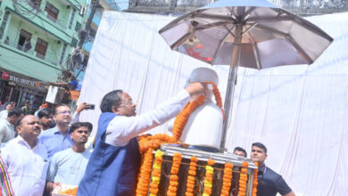 गांधी जयंती पर प्रभारी मंत्री रामविचार नेताम ने मनेंद्रगढ़ में महात्मा गांधी और लाल बहादुर शास्त्री को किया नमन…… गांधी जयंती पर प्रभारी मंत्री रामविचार नेताम ने मनेंद्रगढ़ में महात्मा गांधी और लाल बहादुर शास्त्री को किया नमन……