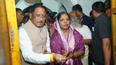 मुख्यमंत्री विष्णु देव साय ने शिवरीनारायण में भगवान नर-नारायण के किए दर्शन, प्रदेशवासियों की सुख-समृद्धि और खुशहाली की कामना….. मुख्यमंत्री विष्णु देव साय ने शिवरीनारायण में भगवान नर-नारायण के किए दर्शन, प्रदेशवासियों की सुख-समृद्धि और खुशहाली की कामना…..
