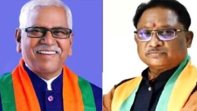 मुख्यमंत्री विष्णु देव साय ने अहिवारा विधायक डोमनलाल कोर्सेवाड़ा के निधन पर गहरा शोक व्यक्त किया…..