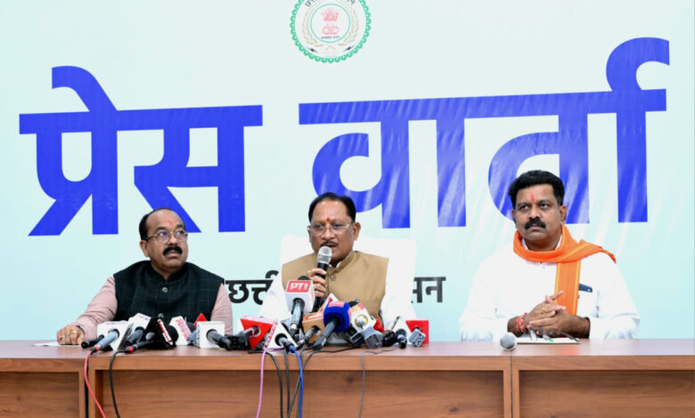 मुख्यमंत्री विष्णु देव साय और उप मुख्यमंत्री अरुण साव ने कैबिनेट की बैठक में लिए गए निर्णयों की जानकारी दी….