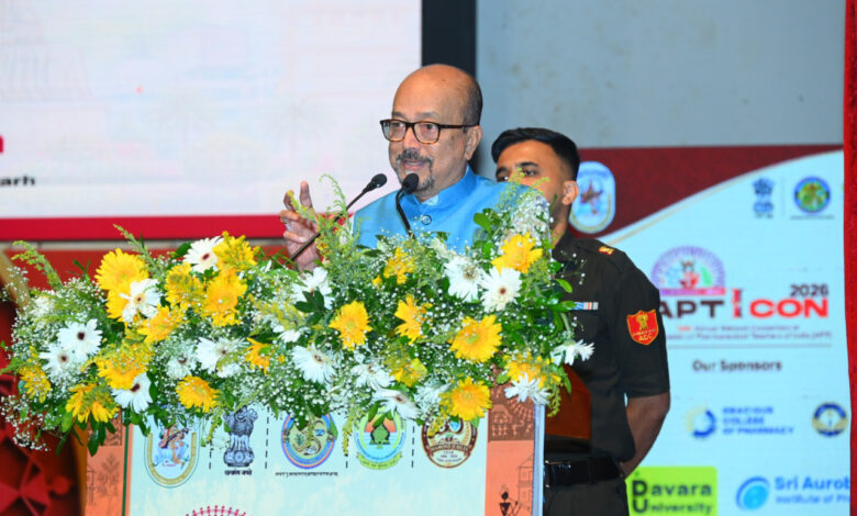 दवाएं सस्ती हों, ग्रामीणों तक पहुंचे इलाज, नकली दवाओं पर लगे रोक – राज्यपाल रमेन डेका…. दवाएं सस्ती हों, ग्रामीणों तक पहुंचे इलाज, नकली दवाओं पर लगे रोक – राज्यपाल रमेन डेका….