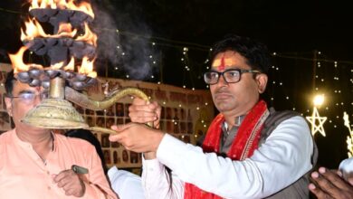 वित्त मंत्री ओ.पी. चौधरी ने महाअष्टमी पर माँ दुर्गा की पूजा-अर्चना कर प्रदेशवासियों की सुख-समृद्धि की कामना की…. वित्त मंत्री ओ.पी. चौधरी ने महाअष्टमी पर माँ दुर्गा की पूजा-अर्चना कर प्रदेशवासियों की सुख-समृद्धि की कामना की….