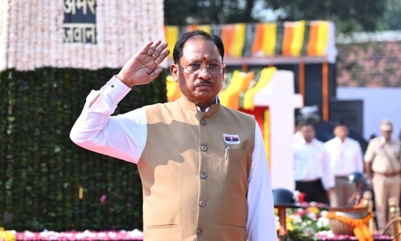 वीर जवानों के अदम्य साहस और सर्वाेच्च बलिदान से छत्तीसगढ़ में शांति और सुरक्षा का नया अध्याय: मुख्यमंत्री विष्णु देव साय….. वीर जवानों के अदम्य साहस और सर्वाेच्च बलिदान से छत्तीसगढ़ में शांति और सुरक्षा का नया अध्याय: मुख्यमंत्री विष्णु देव साय…..