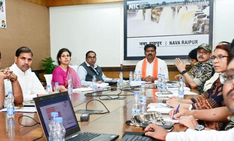 नक्सल प्रकरणों की वापसी के लिए प्रक्रिया में तेजी लाएं, 15 दिनों में जिला स्तरीय समितियों की बैठक करें – उप मुख्यमंत्री विजय शर्मा….. नक्सल प्रकरणों की वापसी के लिए प्रक्रिया में तेजी लाएं, 15 दिनों में जिला स्तरीय समितियों की बैठक करें – उप मुख्यमंत्री विजय शर्मा…..