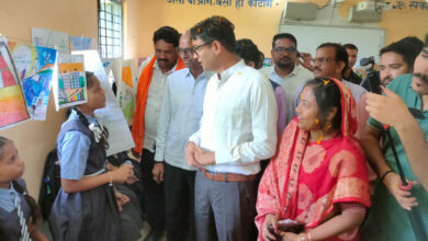 पंचपारा में विकासखंड स्तरीय चित्रकला-भाषण प्रतियोगिता, विद्यार्थियों ने दिखाई रचनात्मक प्रतिभा; वित्त मंत्री ओपी चौधरी ने बढ़ाया हौसला….. पंचपारा में विकासखंड स्तरीय चित्रकला-भाषण प्रतियोगिता, विद्यार्थियों ने दिखाई रचनात्मक प्रतिभा; वित्त मंत्री ओपी चौधरी ने बढ़ाया हौसला…..
