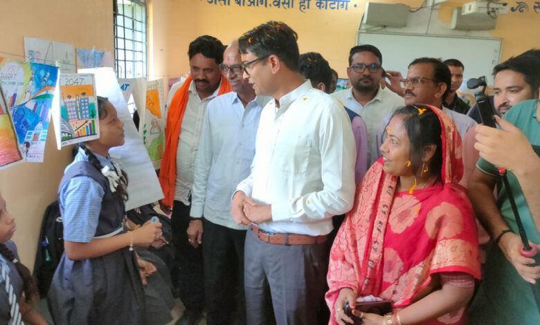पंचपारा में विकासखंड स्तरीय चित्रकला-भाषण प्रतियोगिता, विद्यार्थियों ने दिखाई रचनात्मक प्रतिभा; वित्त मंत्री ओपी चौधरी ने बढ़ाया हौसला….. पंचपारा में विकासखंड स्तरीय चित्रकला-भाषण प्रतियोगिता, विद्यार्थियों ने दिखाई रचनात्मक प्रतिभा; वित्त मंत्री ओपी चौधरी ने बढ़ाया हौसला…..